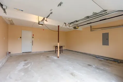 5 Westcliff Lane Lake Grove NY 11755