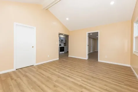 5 Westcliff Lane Lake Grove NY 11755