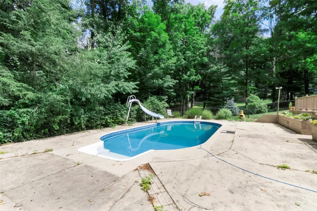 92 Pickerel Road Monroe NY 10950