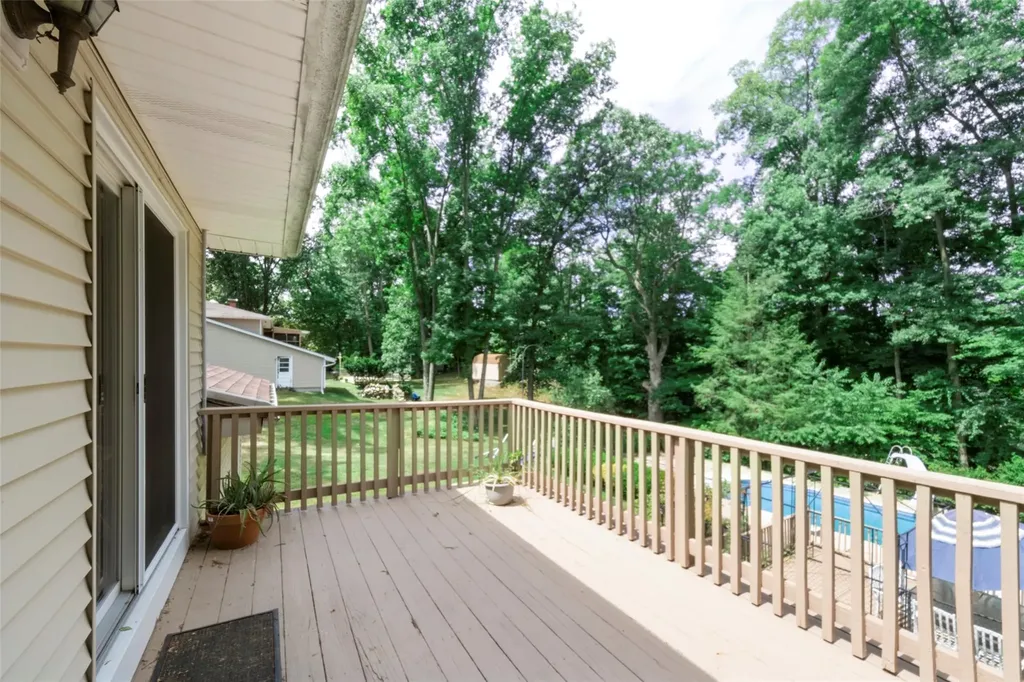 92 Pickerel Road Monroe NY 10950
