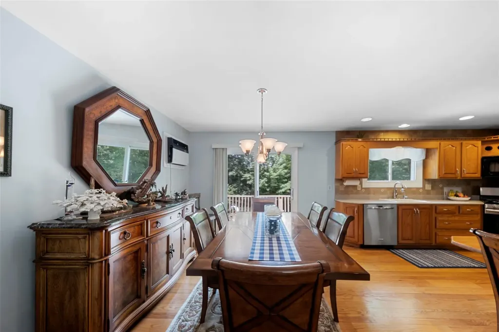 92 Pickerel Road Monroe NY 10950