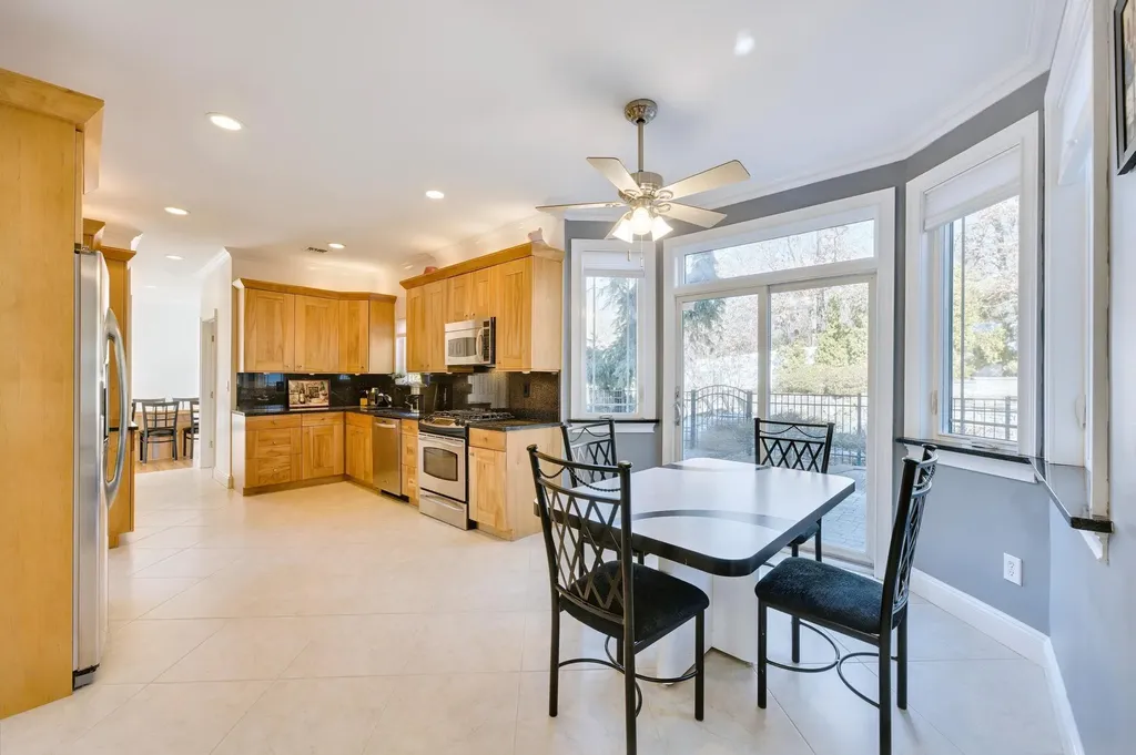6 Whispering Woods Drive Smithtown NY 11787