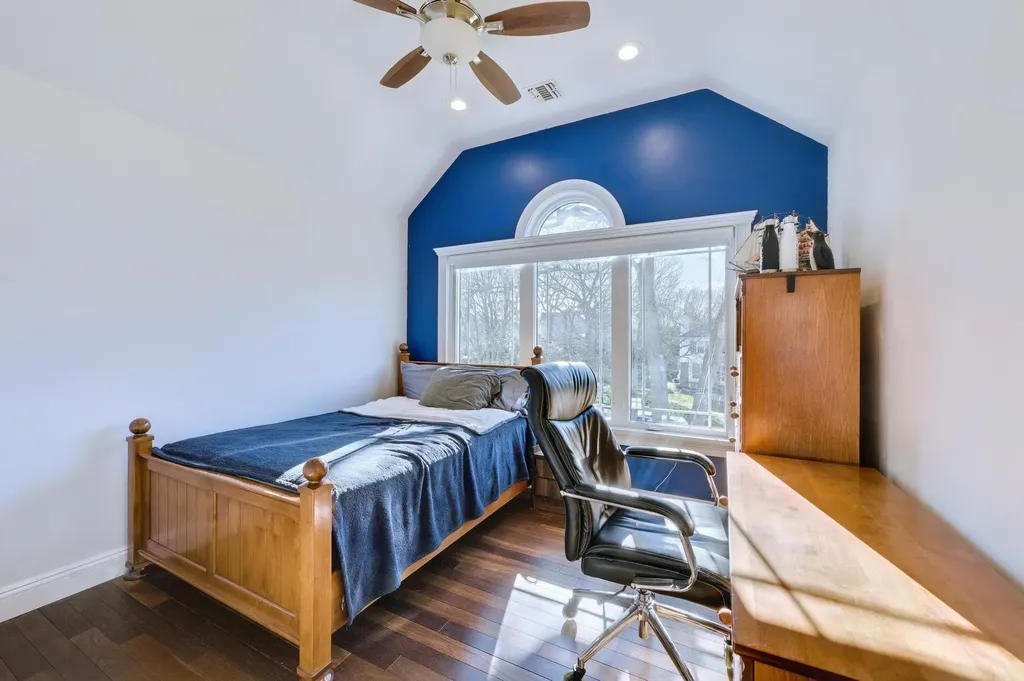 6 Whispering Woods Drive Smithtown NY 11787