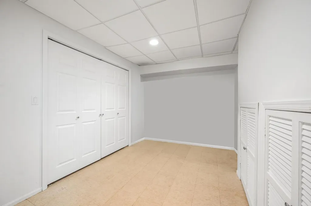6 Whispering Woods Drive Smithtown NY 11787