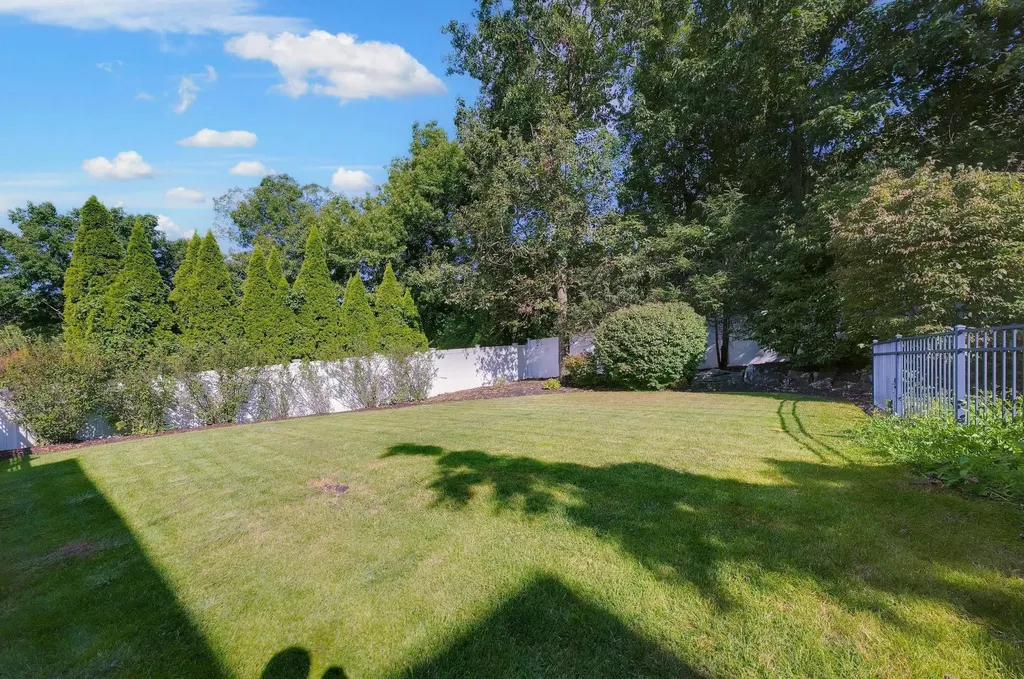 6 Whispering Woods Drive Smithtown NY 11787