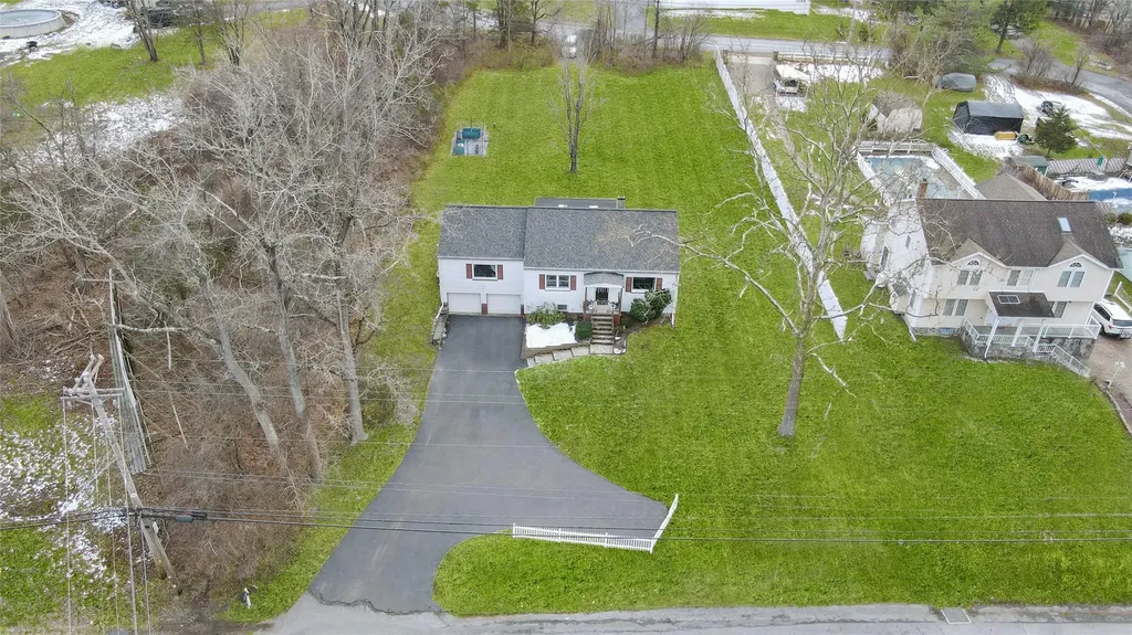 782 Freedom Plains Road Poughkeepsie NY 12603