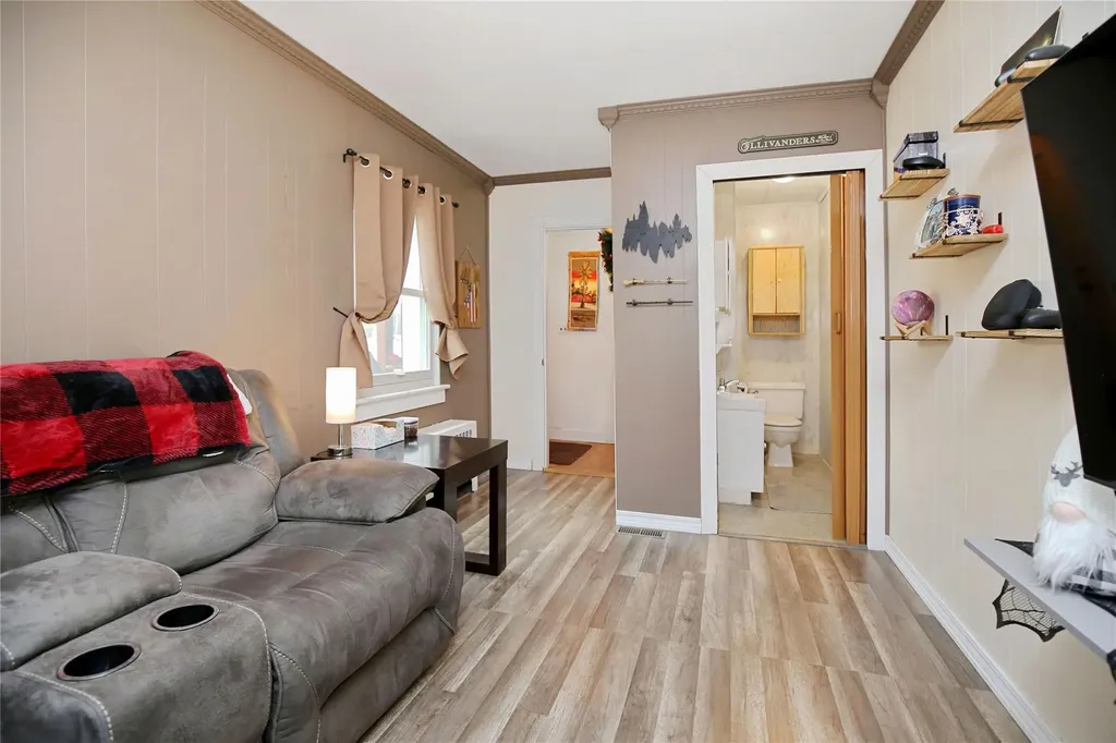 782 Freedom Plains Road Poughkeepsie NY 12603