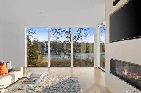 28 Kendalls Lane Southampton NY 11968