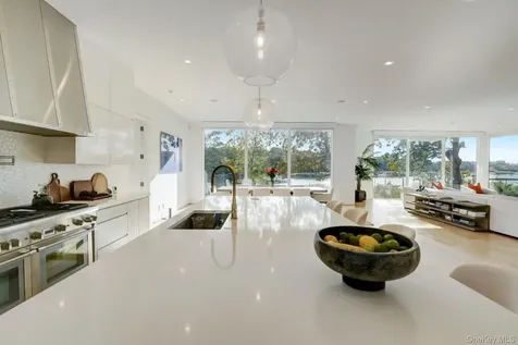 28 Kendalls Lane Southampton NY 11968