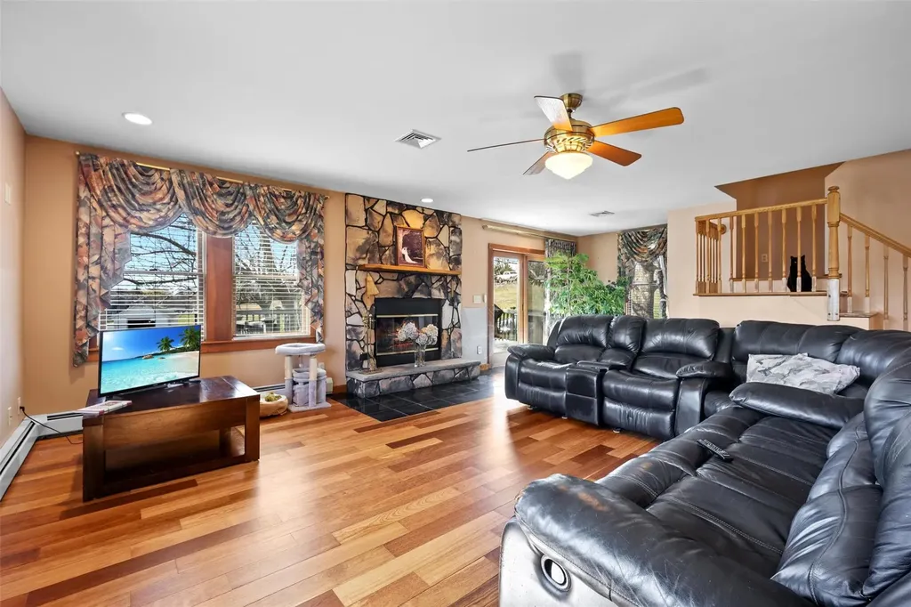 191 Highland Avenue Marlboro NY 12542