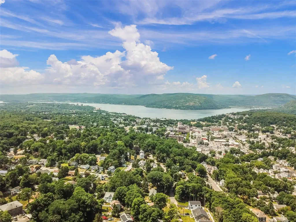 6111 Villa At The Woods Peekskill NY 10566