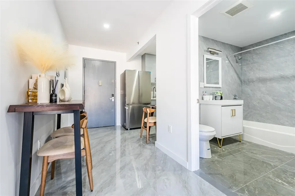 941 57th Street Brooklyn NY 11219