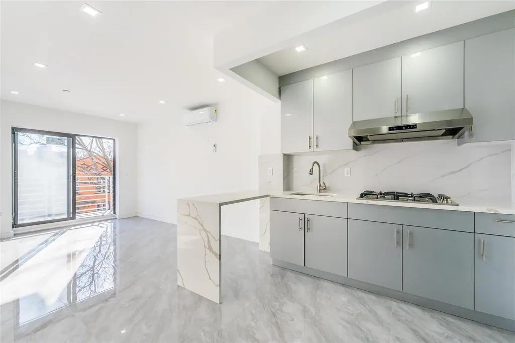 941 57th Street Brooklyn NY 11219