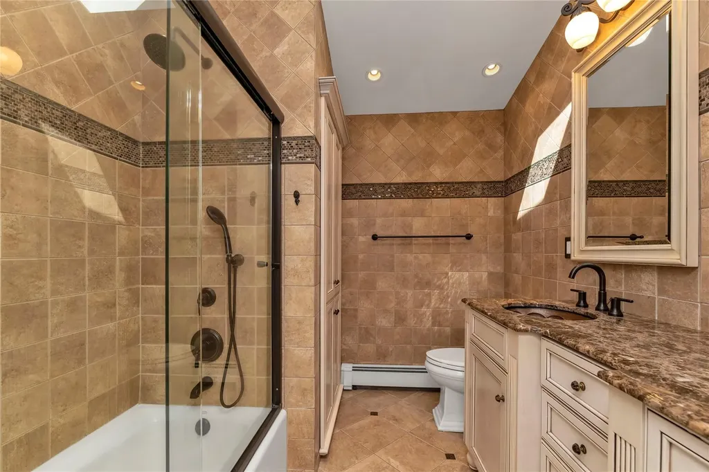 2884 Joyce Lane Merrick NY 11566