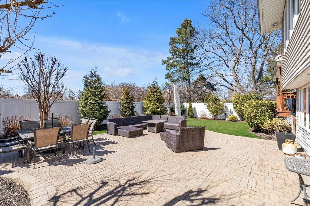 2884 Joyce Lane Merrick NY 11566