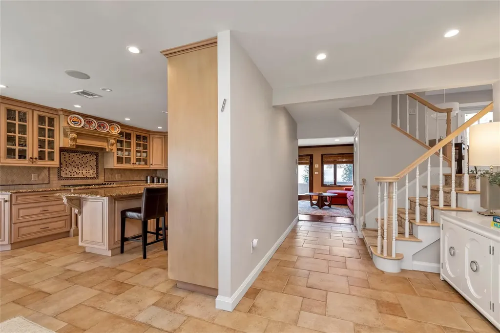 2884 Joyce Lane Merrick NY 11566