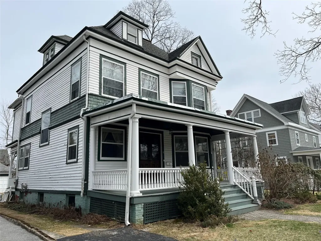 10 Whitehouse Avenue Poughkeepsie NY 12601