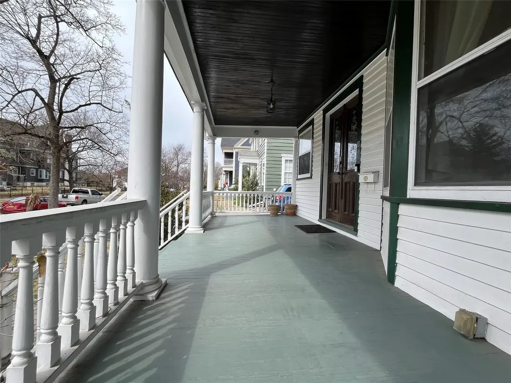 10 Whitehouse Avenue Poughkeepsie NY 12601