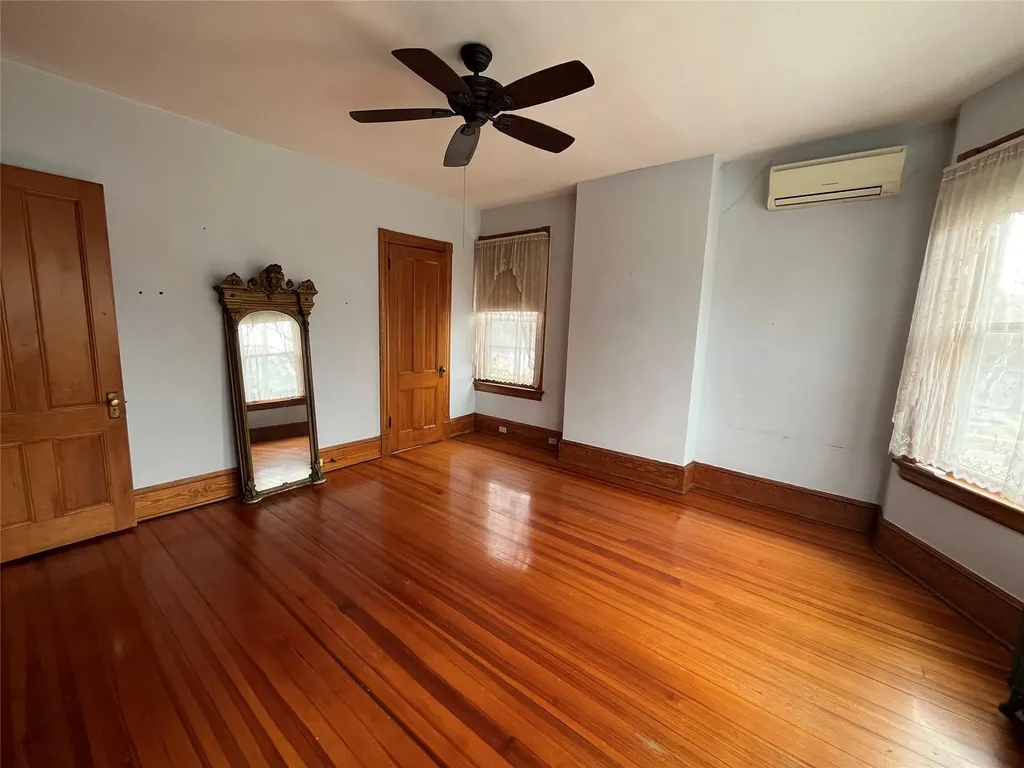 10 Whitehouse Avenue Poughkeepsie NY 12601