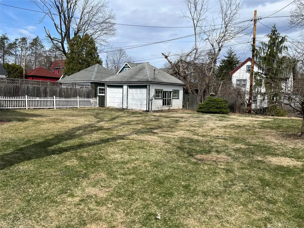 10 Whitehouse Avenue Poughkeepsie NY 12601