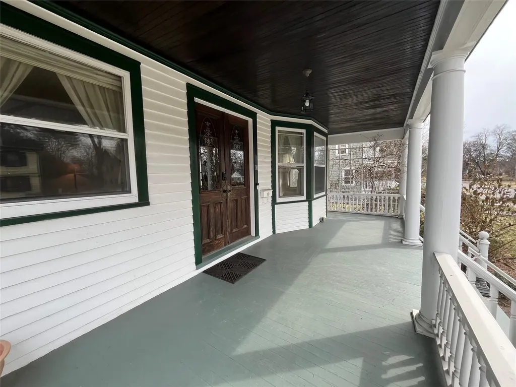 10 Whitehouse Avenue Poughkeepsie NY 12601