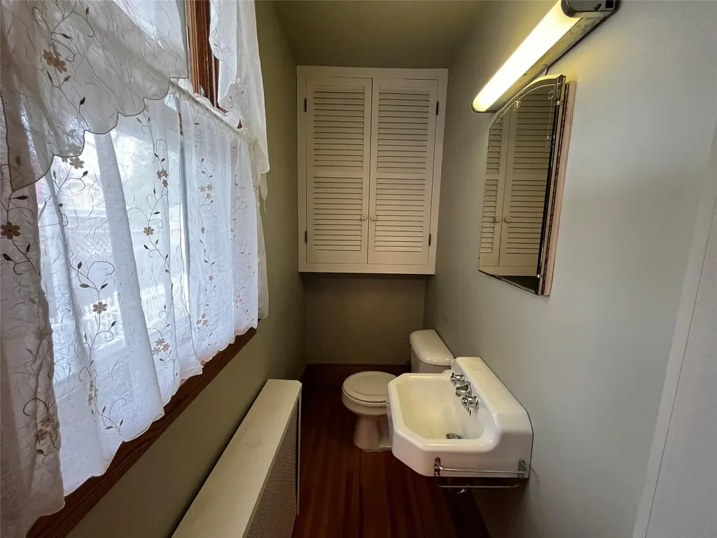 10 Whitehouse Avenue Poughkeepsie NY 12601