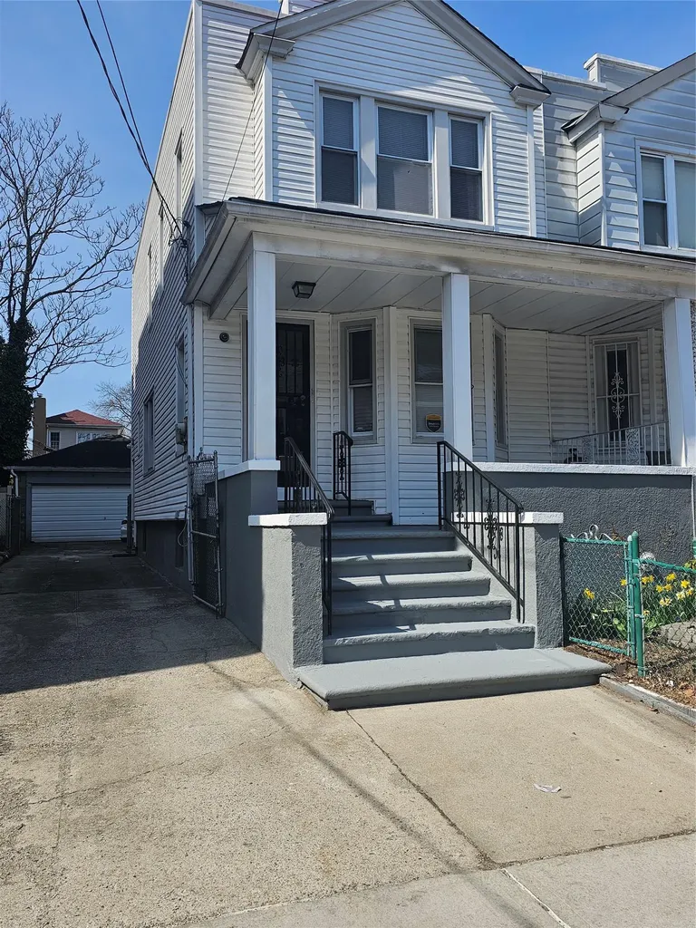 468 E 48th Street Brooklyn NY 11203