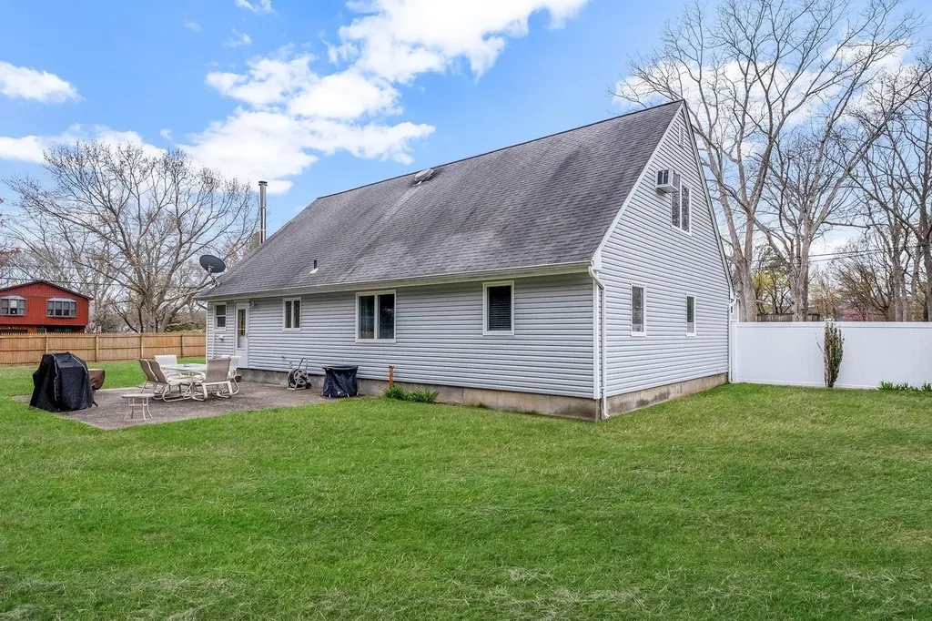 79 Aberdeen Drive Mastic NY 11950