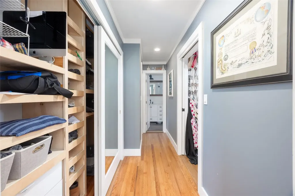 32 Lower Rocky Point Road Miller Place NY 11764