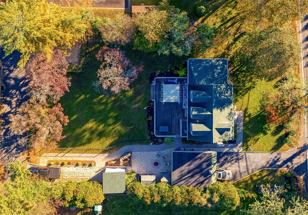32 Lower Rocky Point Road Miller Place NY 11764