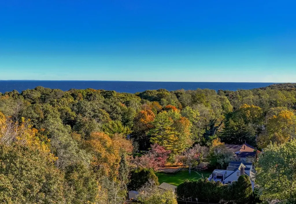 32 Lower Rocky Point Road Miller Place NY 11764