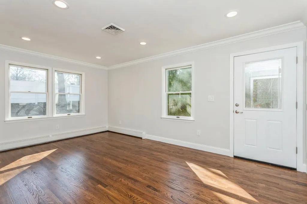 204 Sherman Avenue Hawthorne NY 10532