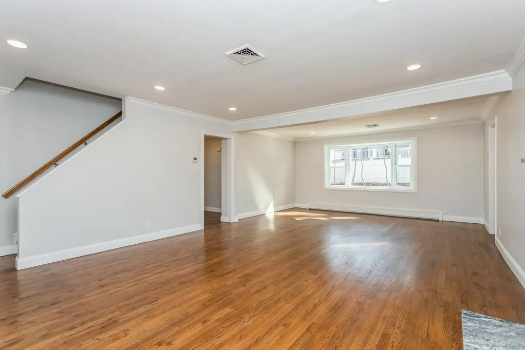 204 Sherman Avenue Hawthorne NY 10532