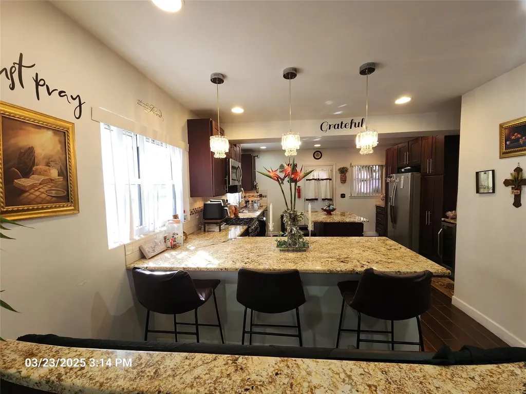 2721 Yates Avenue Bronx NY 10469