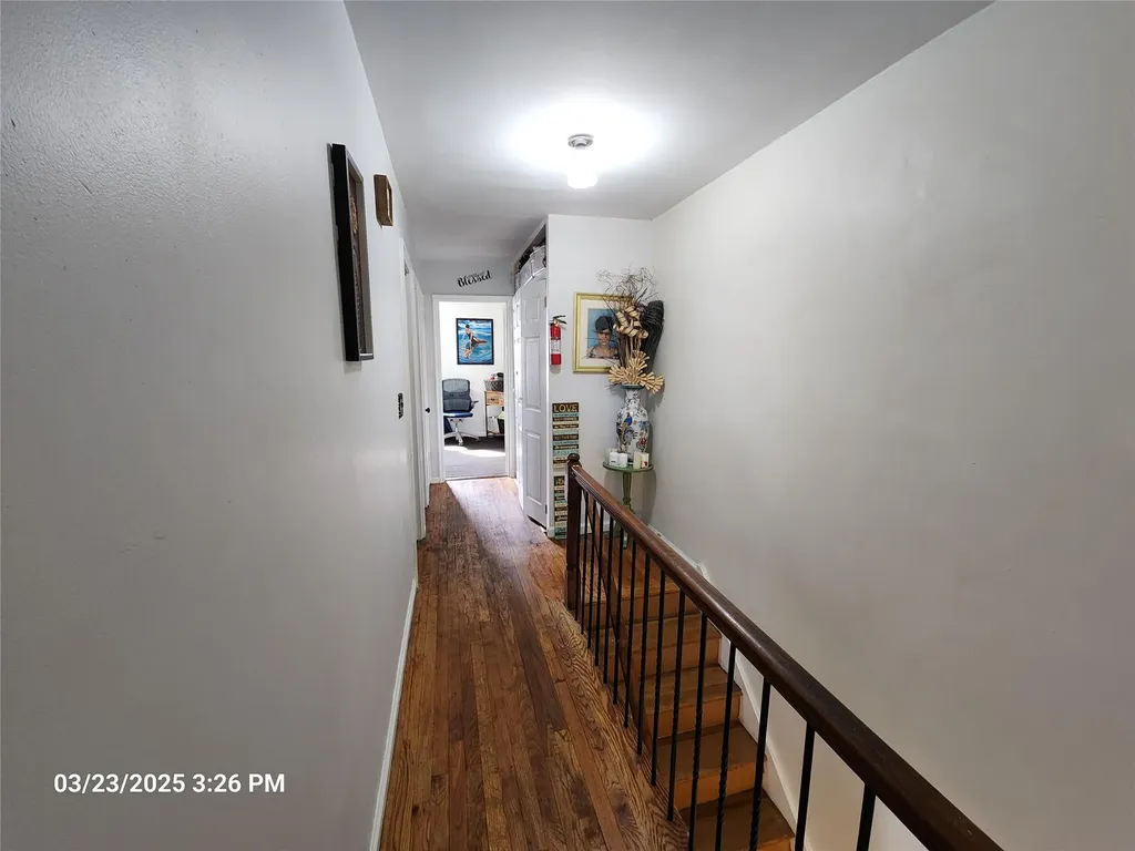 2721 Yates Avenue Bronx NY 10469