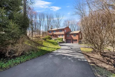 4 Teresa Lane Cortlandt Manor NY 10567