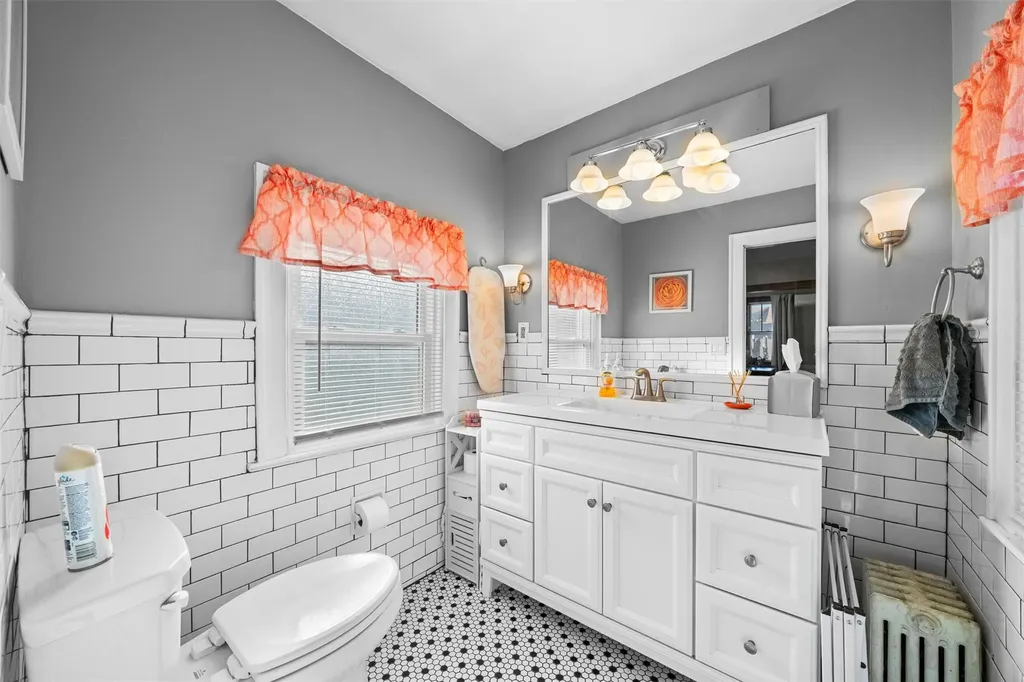 2 Johnson Avenue Port Jervis NY 12771