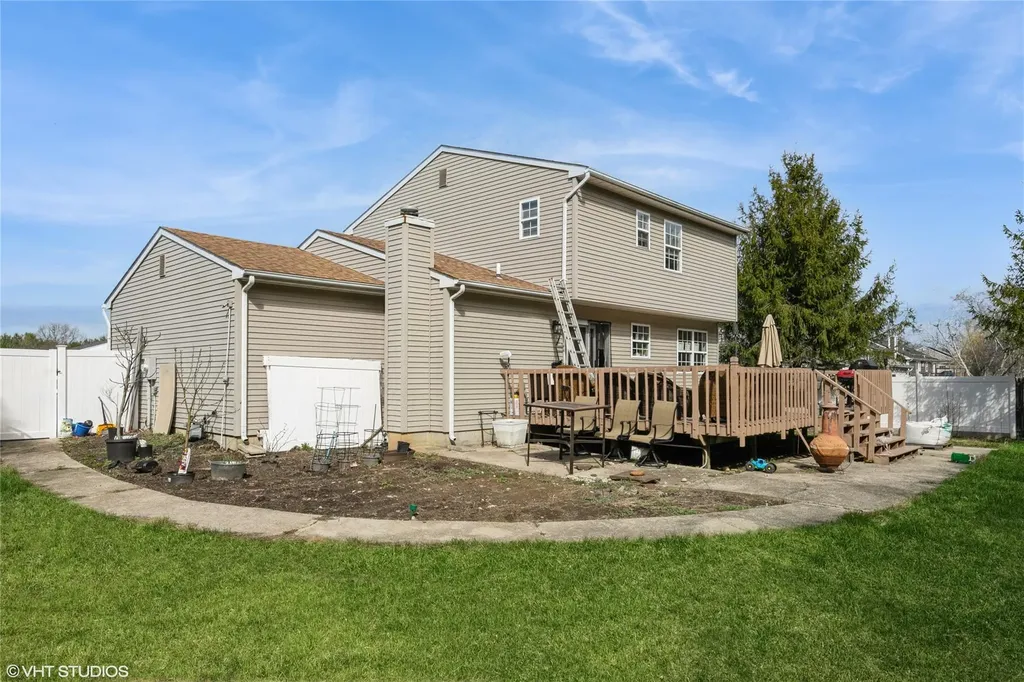 33 Sundown Drive Bellport NY 11713