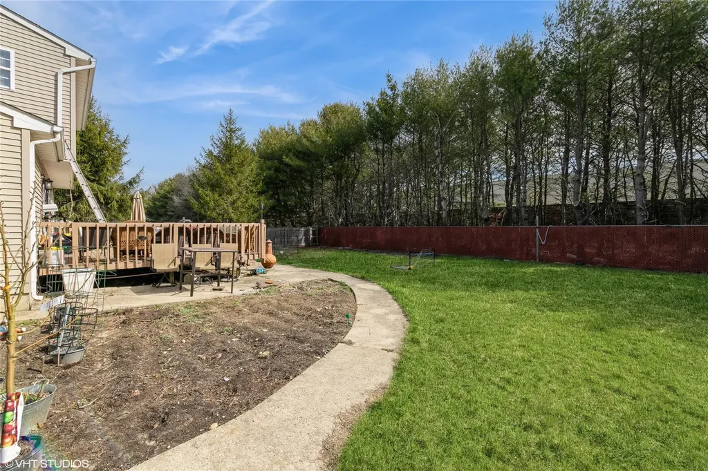 33 Sundown Drive Bellport NY 11713