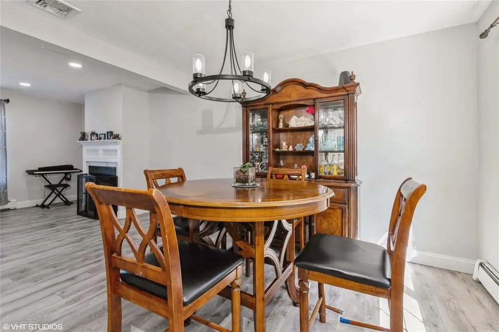 33 Sundown Drive Bellport NY 11713