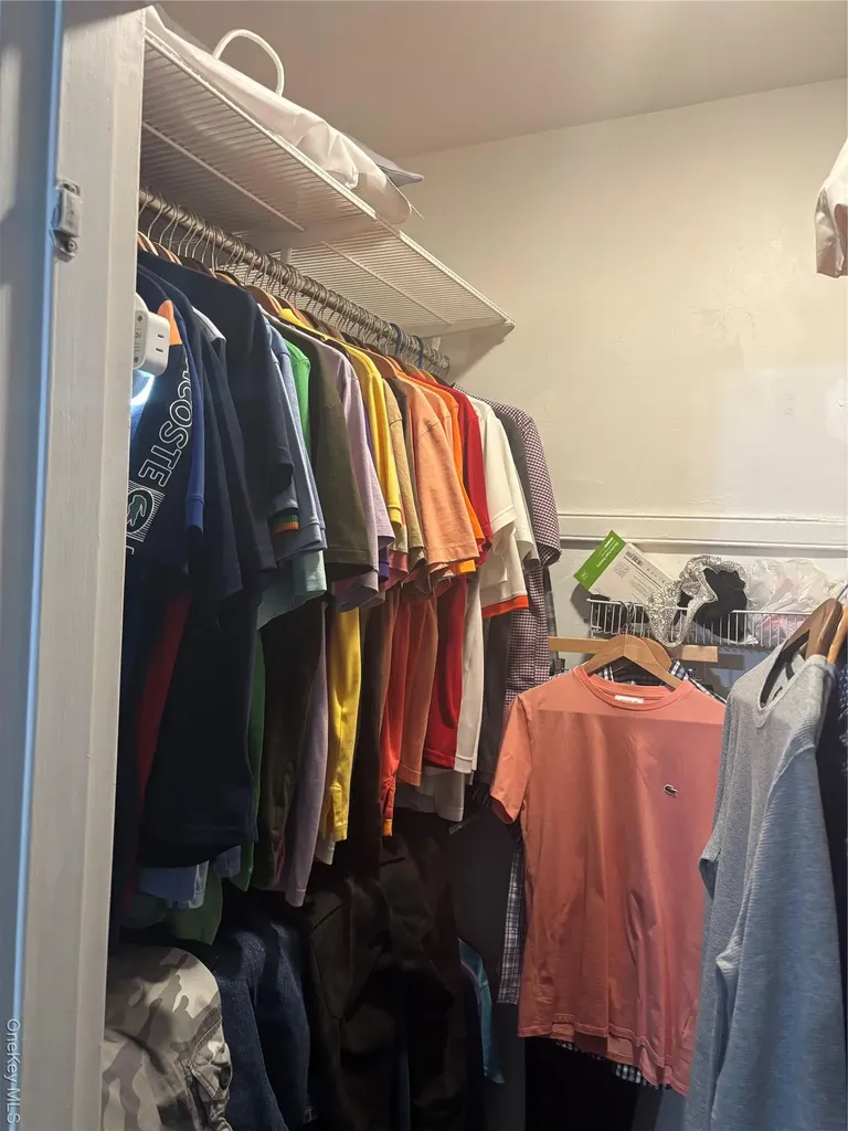 194 Smith Street Freeport NY 11520