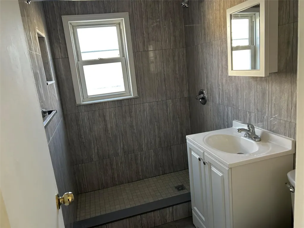 421 East Broadway Long Beach NY 11561