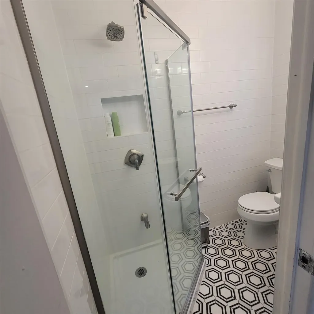 22 Elgin Road Valley Stream NY 11581