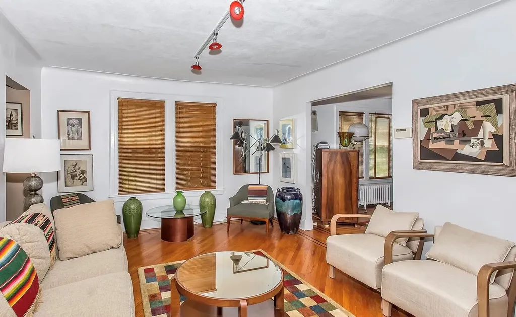 22 Elgin Road Valley Stream NY 11581