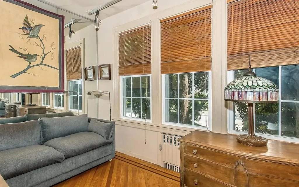 22 Elgin Road Valley Stream NY 11581