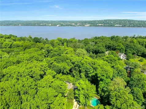 21 Woods Road Palisades NY 10964