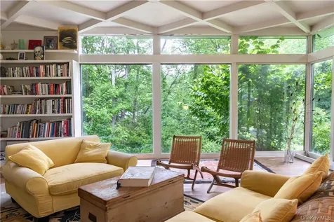 21 Woods Road Palisades NY 10964