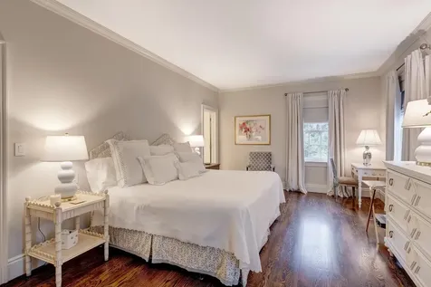 135 Skunks Misery Road Lattingtown NY 11560