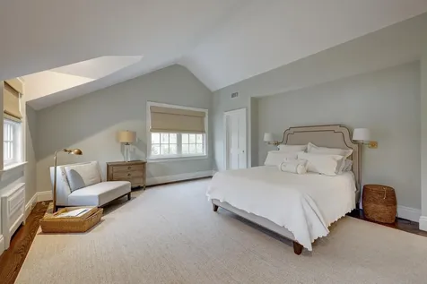 135 Skunks Misery Road Lattingtown NY 11560