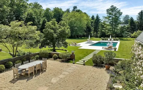 135 Skunks Misery Road Lattingtown NY 11560